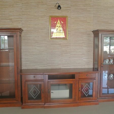 Отель Baan Duangkamol Пхитсанулок Экстерьер фото