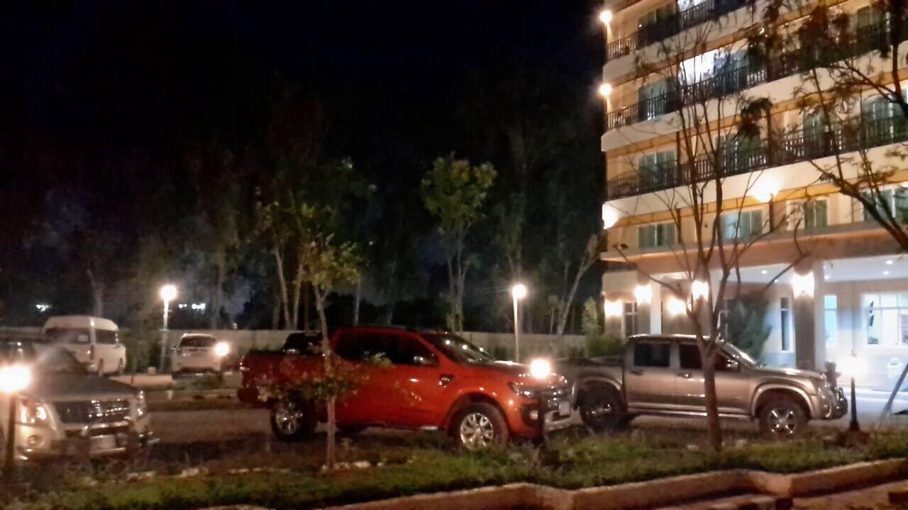 Отель Baan Duangkamol Пхитсанулок Экстерьер фото